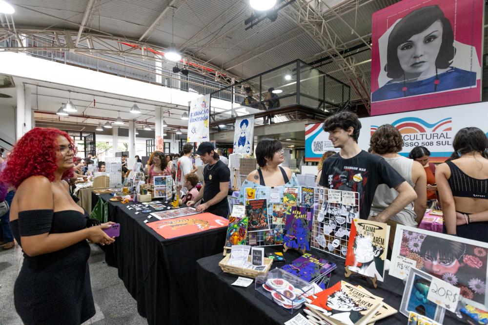 Capa da notícia: Feira Rabiscão chega à 12ª edição e reafirma compromisso com arte acessível e cultura colaborativa no DF